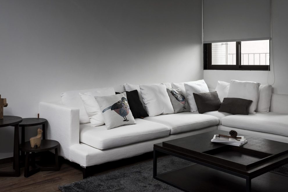Choosing Colors For Your Living Room Furniture Choosing Colors For Your Living Room Furniture